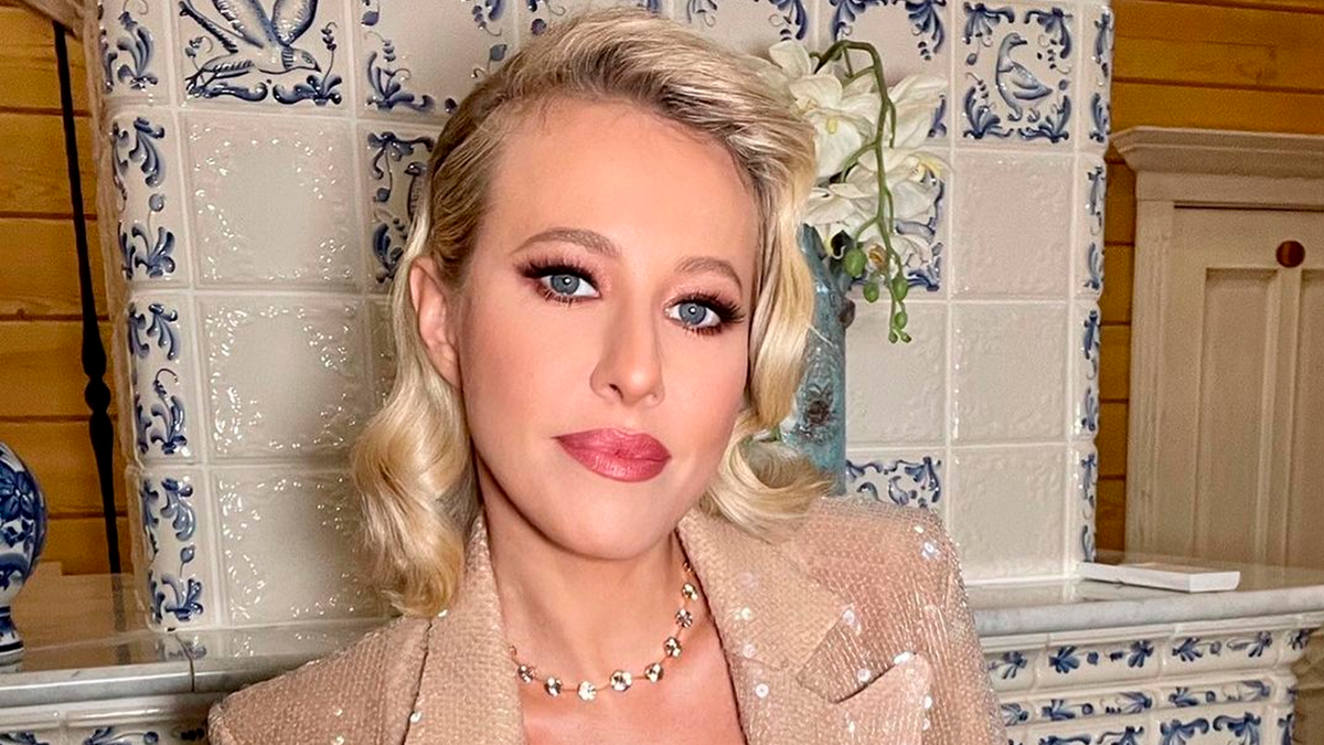 https://www.instagram.com/xenia_sobchak/