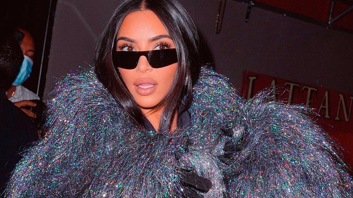 https://www.instagram.com/kimkardashian/