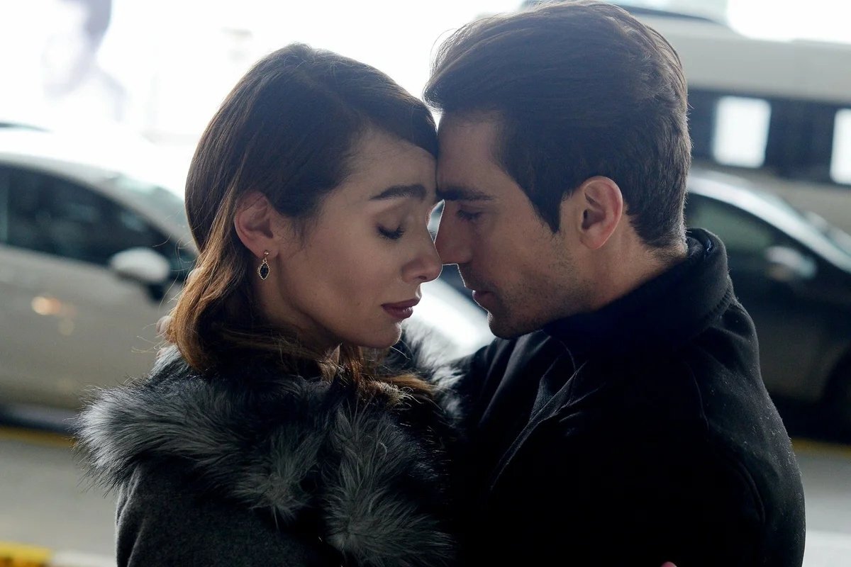Кадр из сериала «Черно-белая любовь»