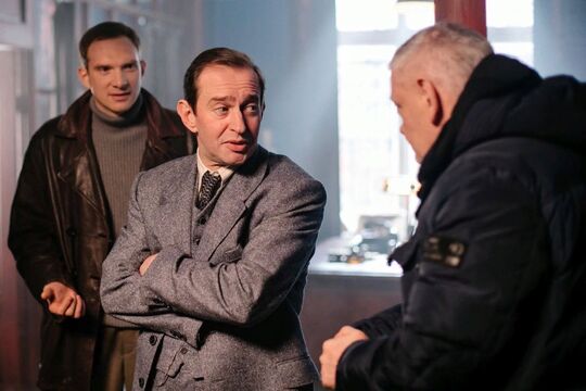 Кадр из сериала «За час до рассвета»
