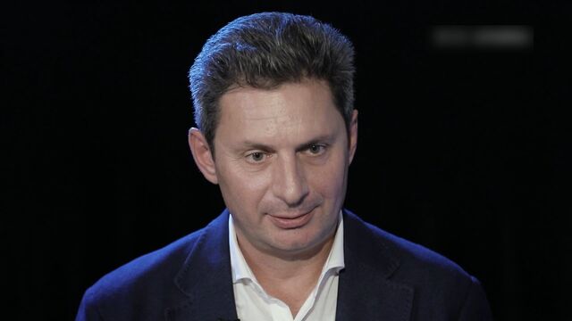 кадр из видео