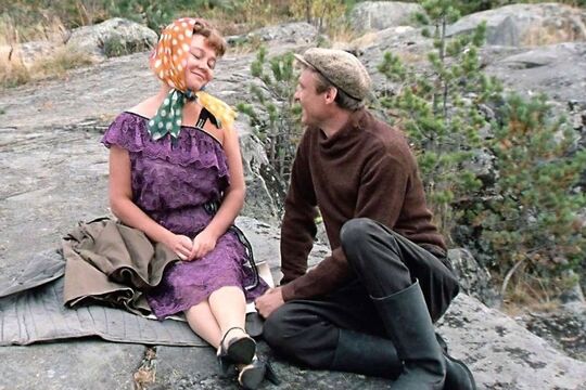 Кадр из фильма «Любовь и голуби»