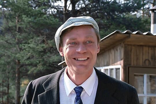 Кадр из фильма «Любовь и голуби»