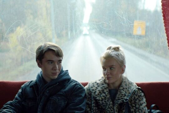 Кадр из сериала «Хэппи-энд»