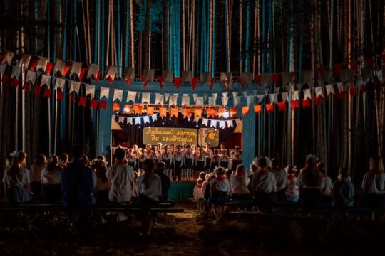 Кадр из сериала «Пищеблок»