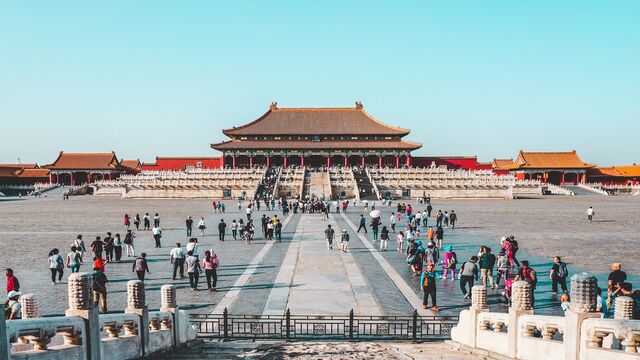 Ling Tang/Unsplash