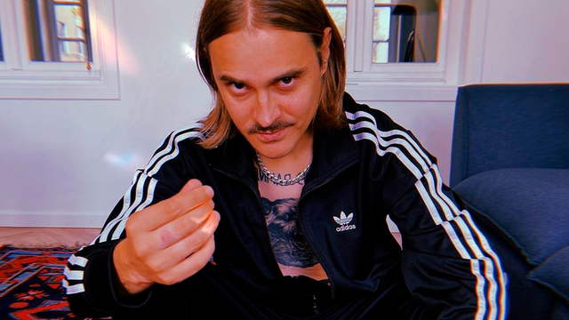 https://www.instagram.com/iliyaprusikin/?hl=ru