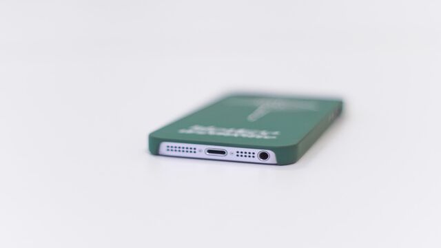 Yang Deng/Unsplash