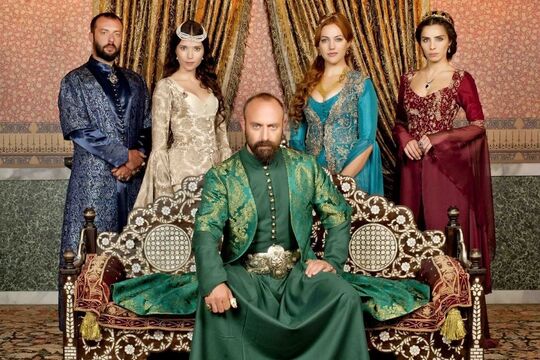 Кадр из сериала «Великолепный век»