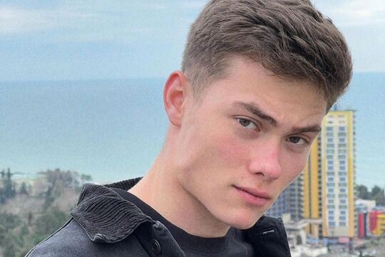 instagram.com/volodya.xxl/