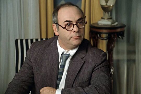 Кадр из фильма «Покровские ворота»