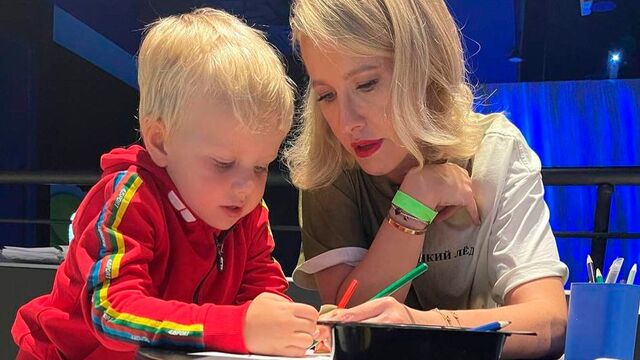 https://www.instagram.com/xenia_sobchak/