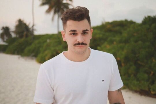 instagram.com/juliusspeak/