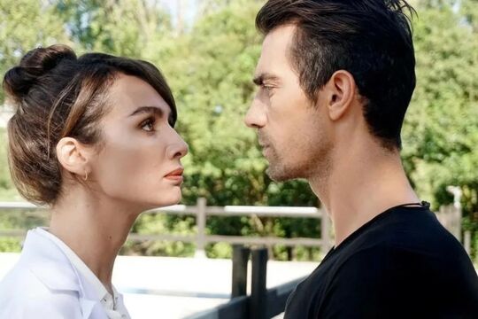 Кадр из сериала «Черно-белая любовь»