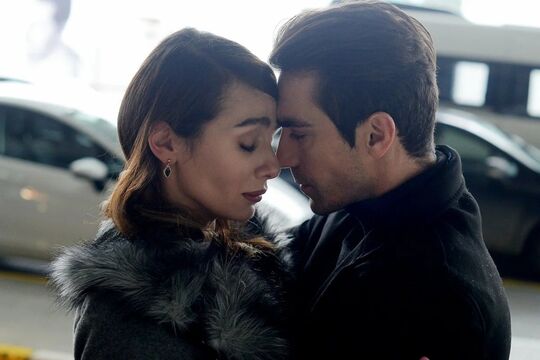 Кадр из сериала «Черно-белая любовь»