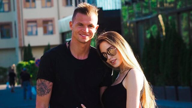 https://www.instagram.com/tarasov23/