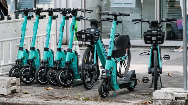 Scooterparkplatz Düsse IMAGO/Michael Gstettenbauer/Globallookpress