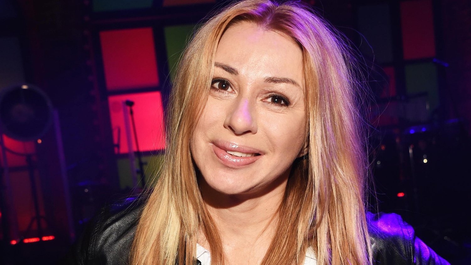 С трудом говорящая Алена Апина поделилась видео из